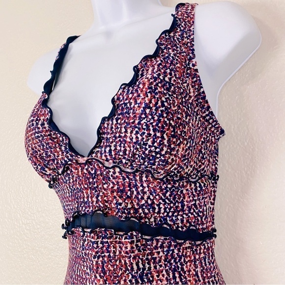 DKNY Ruffled Print One Piece Swimsuit Size 6 - Picture 3 of 9